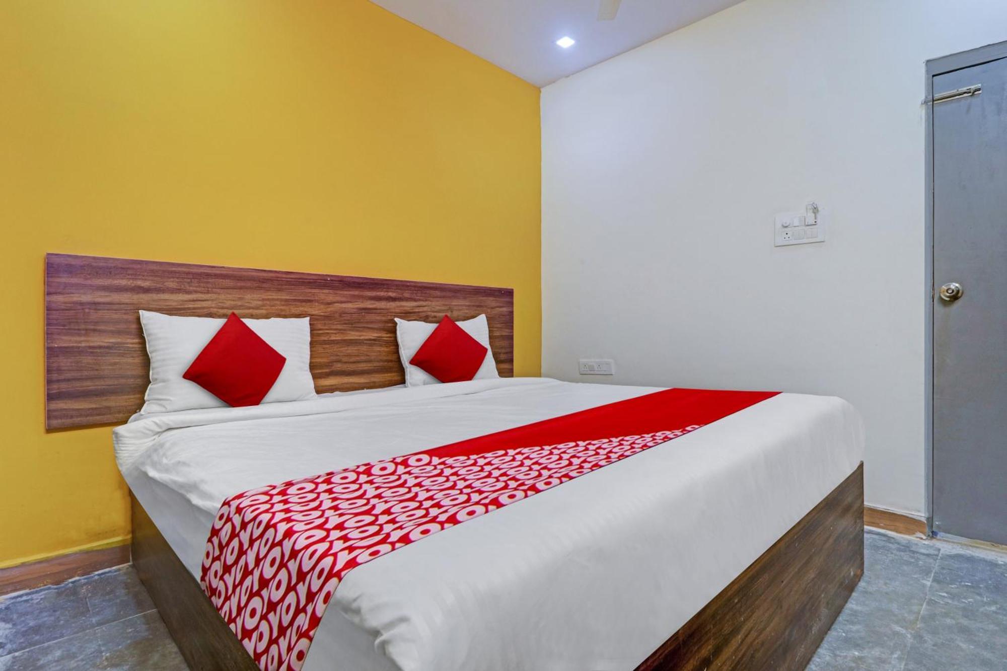 Hotel O Lavish Stay Sururnagar ภายนอก รูปภาพ