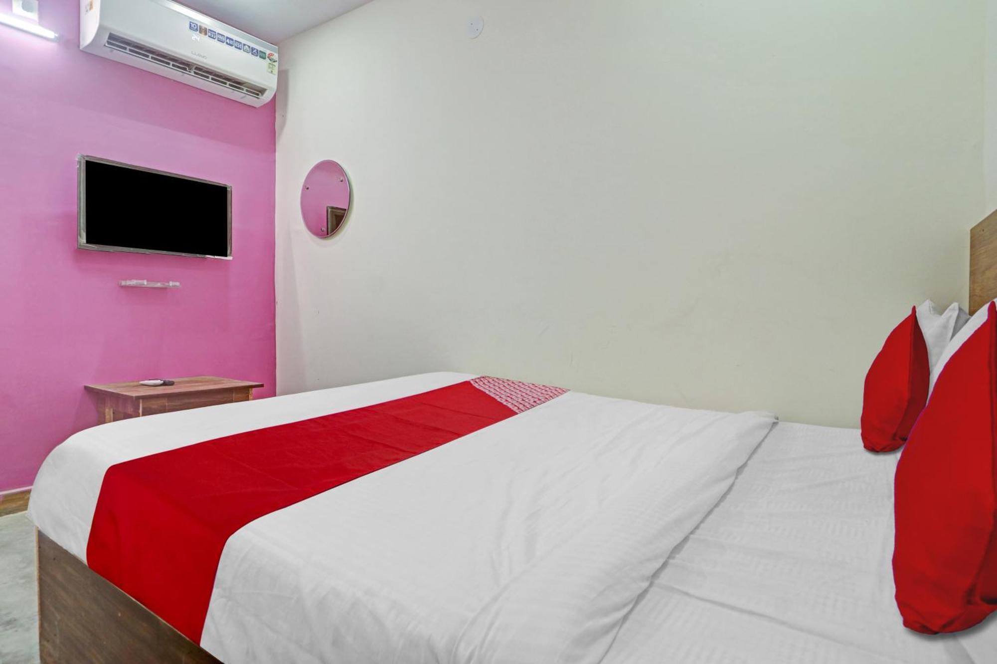 Hotel O Lavish Stay Sururnagar ภายนอก รูปภาพ